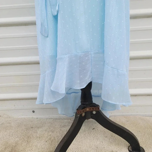Mello Day Nordstrom Womens Light Blue Flovy Flattering Formal Dress Hi Low Sz S - Picture 11 of 13